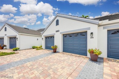 5963 Sand Wedge Ln unit 205, Naples, FL 34110 - photo 4