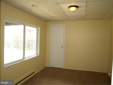 38 E 2nd St, Lansdale, PA 19446 - photo 5