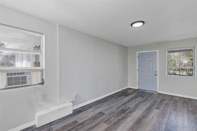 751 Bellevue Ave unit 3, Daytona Beach, FL 32114 - photo 3