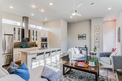 5914 Lindell Ave unit 200, Dallas, TX 75206 - photo 5