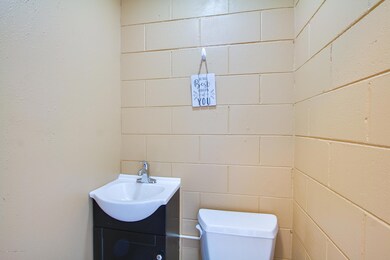 3815 half bath