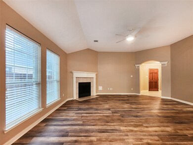 511 Joshua Lee Ln, Spring, TX 77386 - photo 6