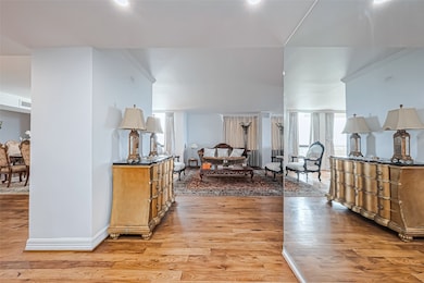 Sage Condominiums unit 1517, Houston, TX 77056 - photo 7