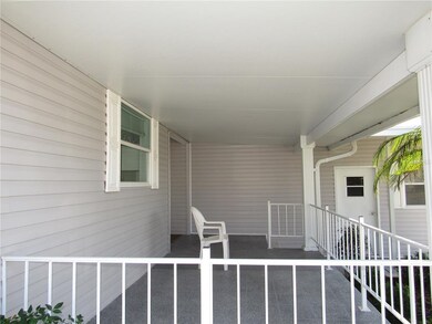 5738 Apache St, Zephyrhills, FL 33542 - photo 4