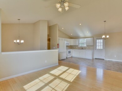 1178 Snowden Terrace, Johnson City, TN 37601 - photo 6