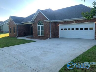 5523 Simpson Point Rd, Grant, AL 35747 - photo 2