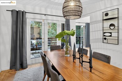 97 Clarewood Ln, Oakland, CA 94618 - photo 4