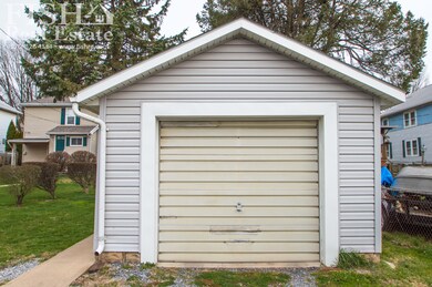Single Detached Garage