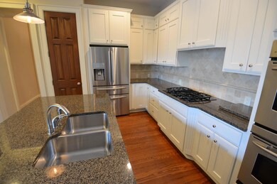 13-Kitchen