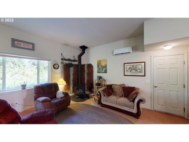 17316 Nonpareil Rd, Sutherlin, OR 97479 - photo 4