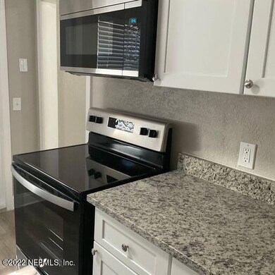 5750 Cedar Forest Dr E, Jacksonville, FL 32210 - photo 3