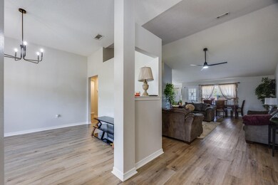 419 Triton St, Crestview, FL 32536 - photo 7