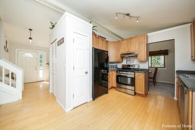 809 Stewart St, Batavia, IL 60510 - photo 7