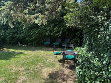 5 Whitwell Ave, Newport, RI 02840 - photo 4