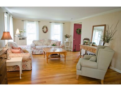 20 Fox Meadow Ln, MerriMacK, NH 03054 - photo 4