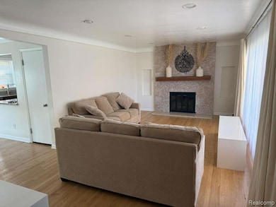 1910 Mcmillan St, Dearborn, MI 48128 - photo 5