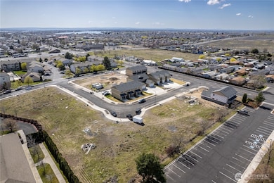 921 W Ted Yao Way, Moses Lake, WA 98837 - photo 3