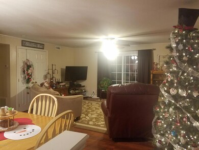 167 Central Blvd unit 43, Mount Washington, KY 40047 - photo 2