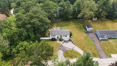 23 Bartlett St, Allenstown, NH 03275 - photo 6