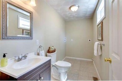 48R Butler St, Salem, MA 01970 - photo 7