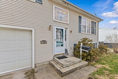 16 Walnut St, Saint Albans, VT 05478 - photo 3