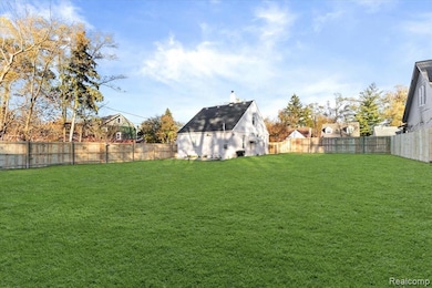 16221 Santa Rosa Dr, Detroit, MI 48221 - photo 5