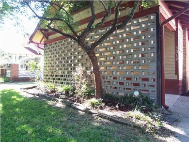 Low maintenance landscaping with Brick frontage hi