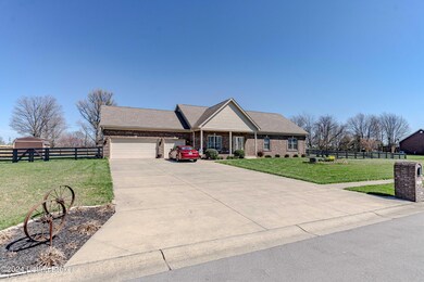 130 Sunray Dr, Shepherdsville, KY 40165 - photo 3