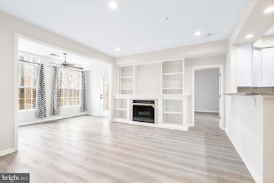 7708B Haynes Point Way unit 9B, Alexandria, VA 22315 - photo 2