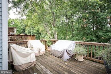 13822 Fount Beattie Ct, Centreville, VA 20121 - photo 7