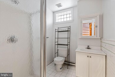 732 Tasker St unit 3, Philadelphia, PA 19148 - photo 6