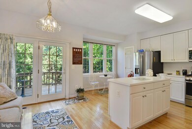 3425 Diehl Ct, Falls Church, VA 22041 - photo 7