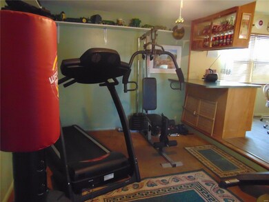 307 Hutchinson Dr, Rolla, MO 65401 - photo 7