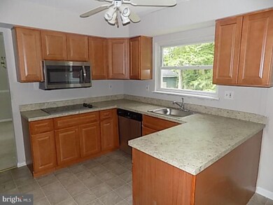 731 Cornwallis Dr, Mount Laurel, NJ 08054 - photo 7