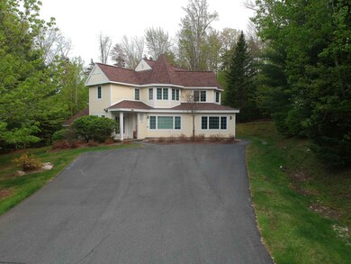 16 Queen Anne's Way, West Dover, VT 05356 - photo 2