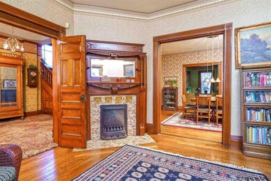 52 Franklin St, Saratoga Springs, NY 12866 - photo 6