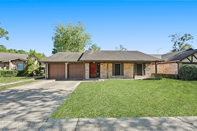 16334 Hollow Wood Dr, Houston, TX 77090 - photo 3