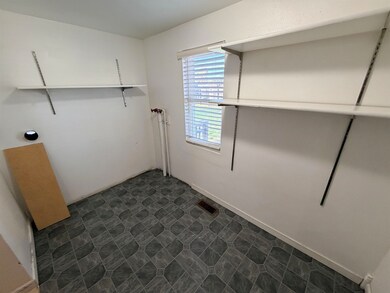 1901 W 18th St, North Platte, NE 69101 - photo 7