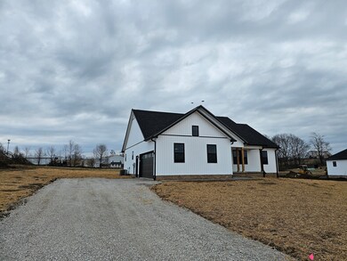 132 Gracelynn Cir, Harrodsburg, KY 40330 - photo 3
