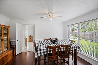 12014 Viola Ct, Pinehurst, TX 77362 - photo 6