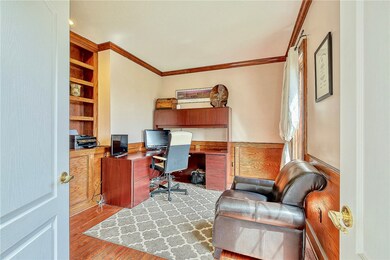 Private office/den with built in bookcase