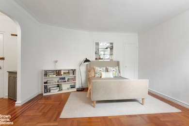 585 W 214th St unit 1A, New York, NY 10034 - photo 2