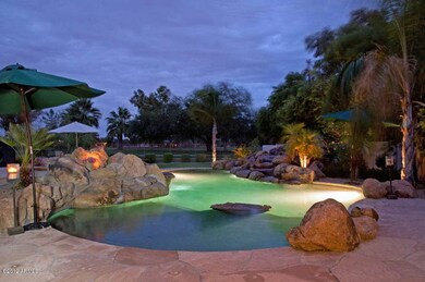 Night-Pool