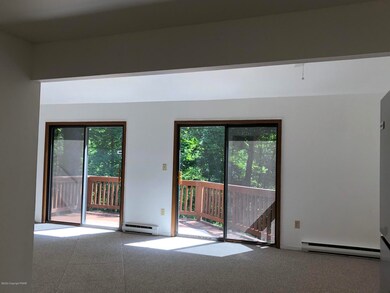 120 Meadow View Ct, Bushkill, PA 18324 - photo 6