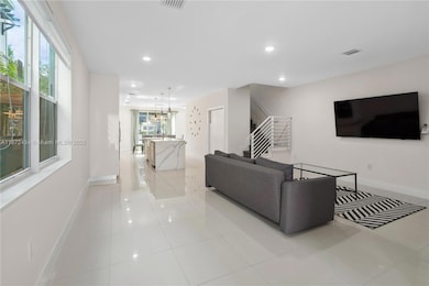 1020 NE 17th Terrace, Fort Lauderdale, FL 33304 - photo 3