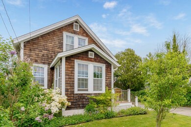 13 Hilltop Ave, Middletown, RI 02842 - photo 2