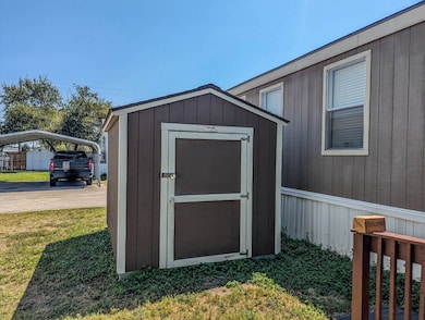 810 Bastrop Hwy unit 37, Austin, TX 78741 - photo 3