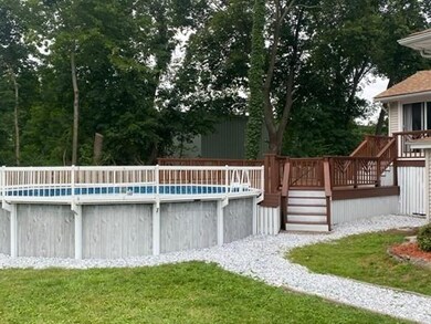 9 Benson St, Worcester, MA 01604 - photo 7