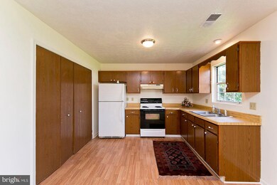 227 Nottoway Dr, Stephens City, VA 22655 - photo 7