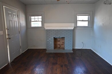 1818 Collins Ave unit 1/2, Wichita Falls, TX 76301 - photo 3